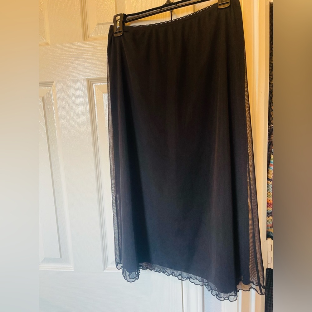 Black midi skirt
